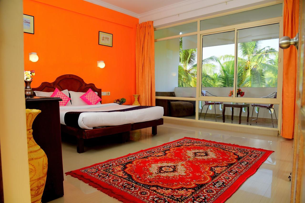 Ocean Bay Ayurvedic Beach Resort Ковалам Экстерьер фото