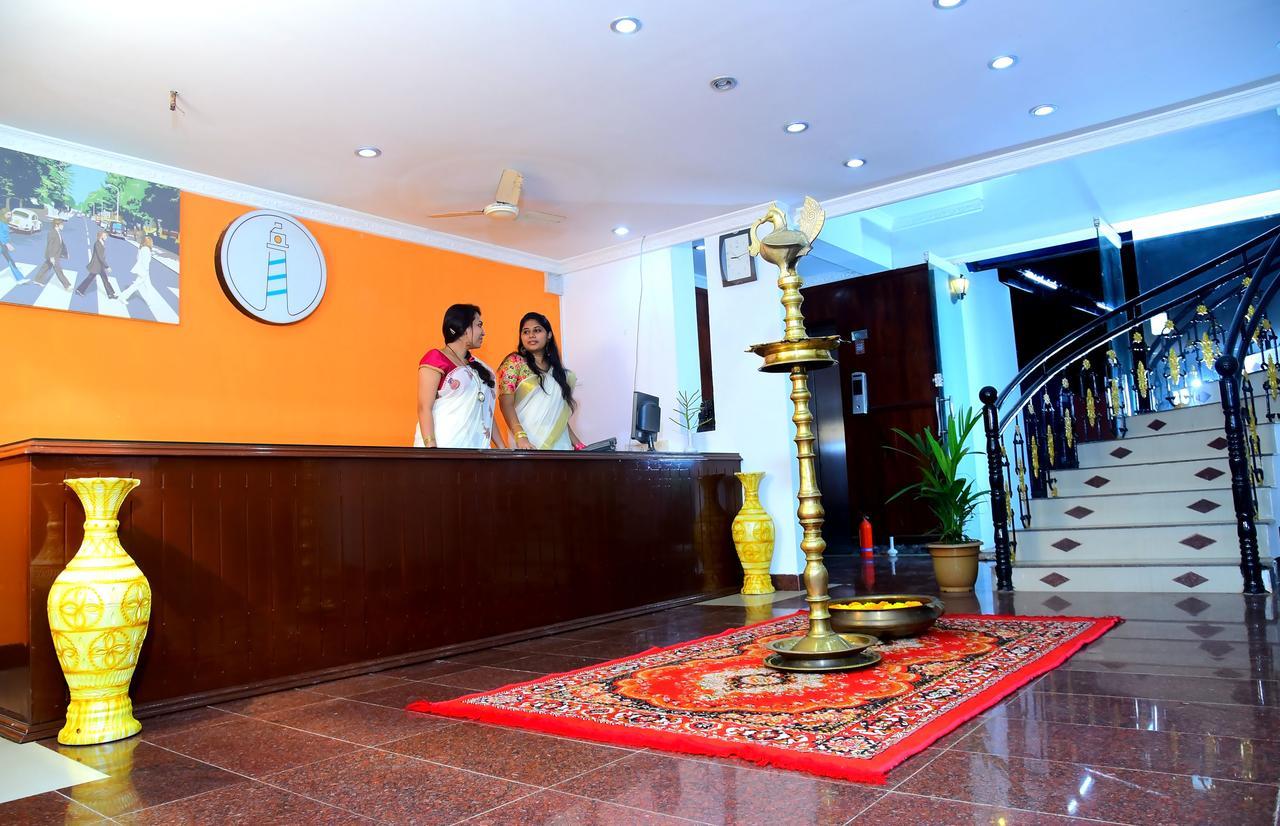 Ocean Bay Ayurvedic Beach Resort Ковалам Экстерьер фото